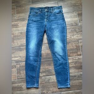 Lucky Brand Women’s Mid Rise Skinny Ava Blue Medium Wash Classic Skinny Jean
